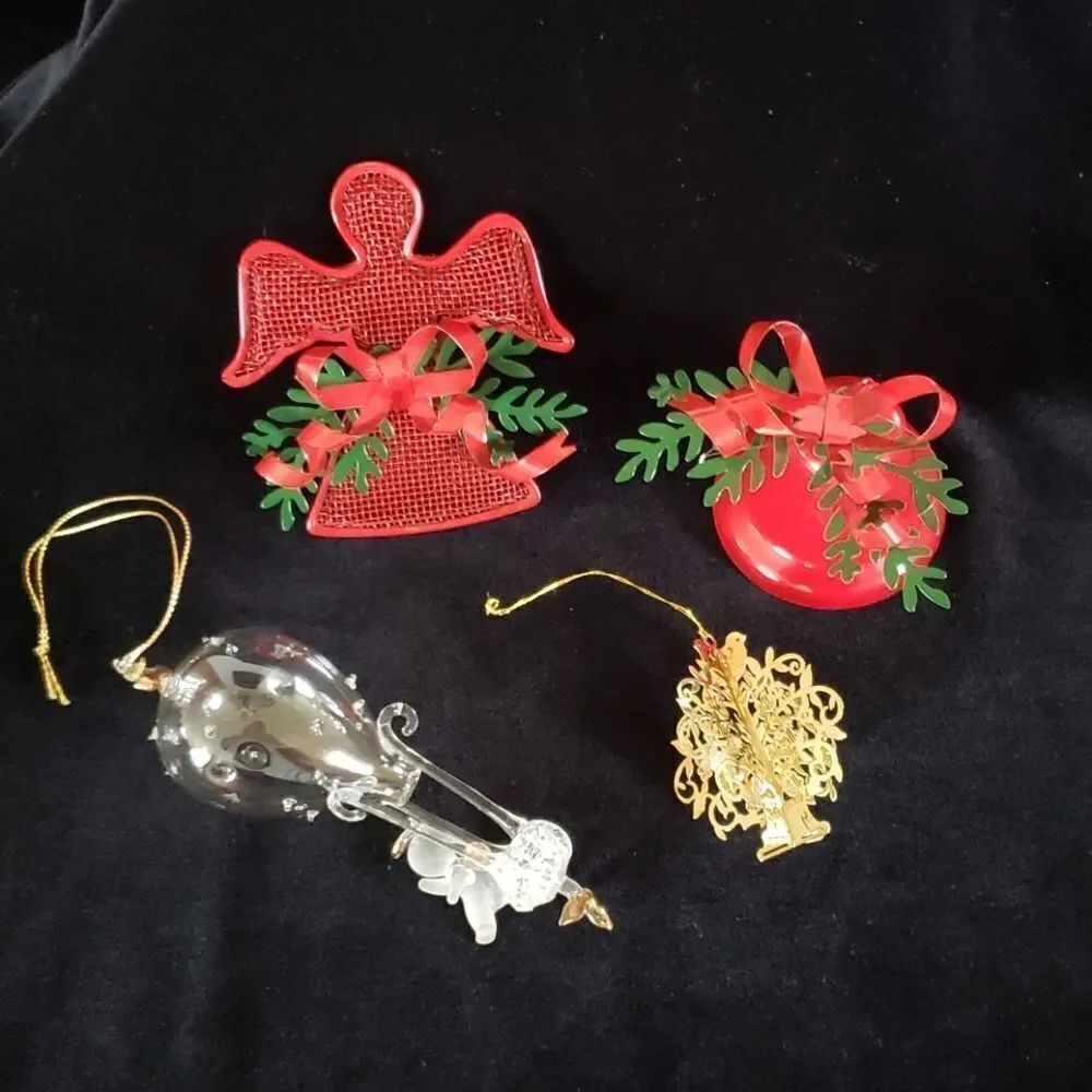 Vintage Lot of 4 Christmas Ornaments